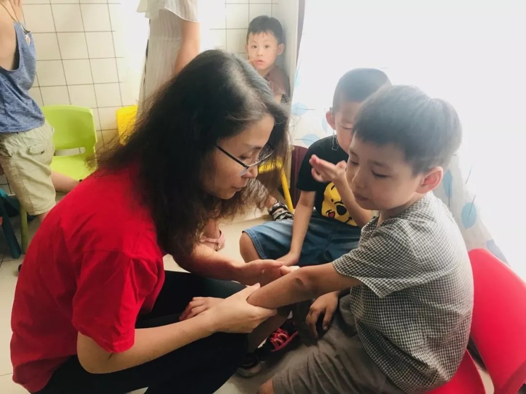 無聲的世界，有聲的愛 遠行愛